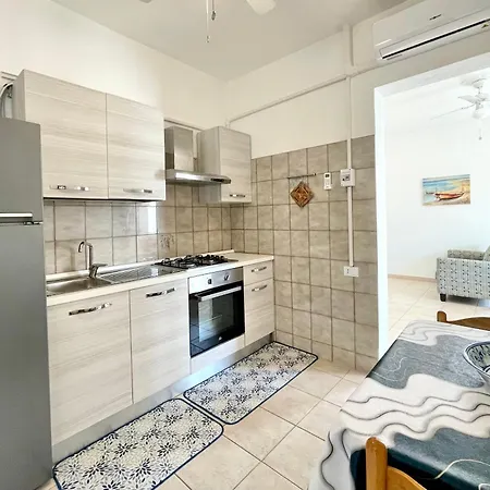 Vakantiehuis Casa Crono - Casa Indipendente, Fronte Mare