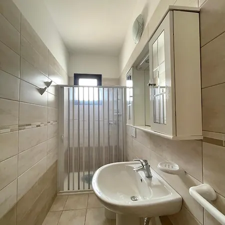 Casa Crono - Casa Indipendente, Fronte Mare Dom wakacyjny Marina Di Pescoluse